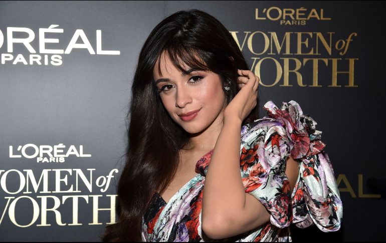 Camila Cabello estaría dándose una nueva oportunidad en el amor con un empresario estadounidense con el que se le vio caminando por Los Ángeles. Invision/AP