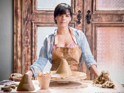 La actriz posa para una escena de “Mujer de nadie”. CORTESÍA