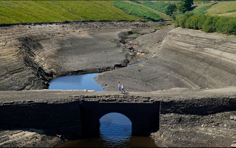 Los científicos aseguran que estas olas de calor van a multiplicarse y prolongarse debido al calentamiento global. AP / D. Lawson