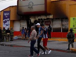 El Presidente López Obrador dice que no solo fue un enfrentamiento entre bandas del crimen organizado, sino que llegó el momento que comenzaron a disparar a civiles y gente inocente. AFP / H. Martínez