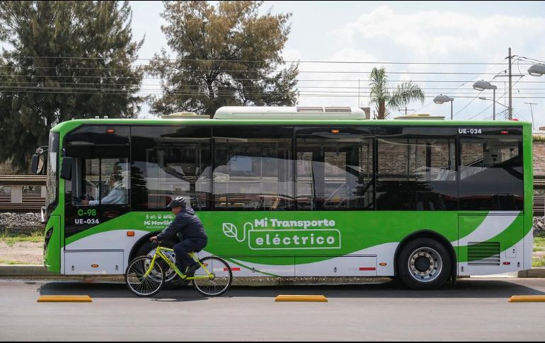 Las capacitaciones se llevaron a cabo en las instalaciones del patio de maniobras del Sistema del Tren Eléctrico Urbano (Siteur) con los operadores del Sitren. ESPECIAL / Gestión del Territorio Jalisco