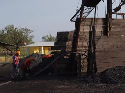 Ninguna autoridad municipal, estatal o federal proporciona información a los reporteros que cubren el operativo de rescate. EFE/A. Ojeda