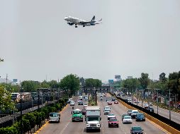 Aeroméxico reiteró el compromiso con sus clientes para seguir manteniendo la mejor red de conectividad. AFP/ARCHIVO