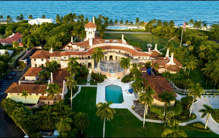 La acción policial se llevó a cabo en su residencia de Mar-a-Lago, en Florida. AP