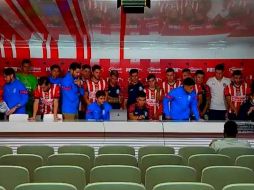 Los jugadores salieron todos juntos en un intento por reflejar unidad. IMAGO7