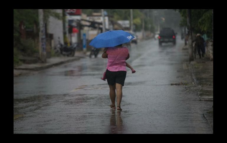La depresión tropical “Diez-E” se localiza a 610 kilómetros al suroeste de Cabo San Lucas, Baja California Sur. EFE / ARCHIVO