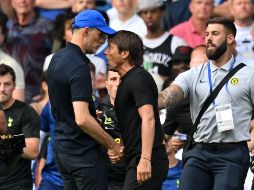 Thomas Tuchel y Antonio Conte vivieron un duelo muy personal. AFP/G. KIRK
