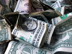 Por su parte, el dólar al menudeo se vende en 20.39 pesos en las ventanillas de los bancos. AP / ARCHIVO