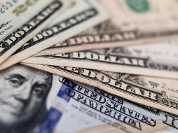 El dólar al menudeo se vende en 20.33 pesos en las ventanillas de los bancos. EFE/ARCHIVO