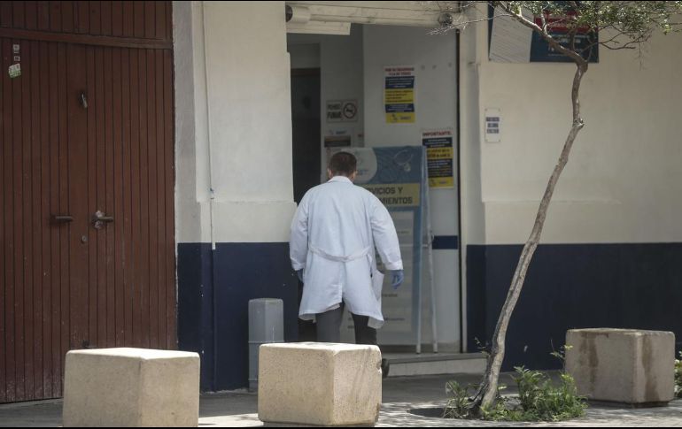 López-Gatell señaló las precarias condiciones en las que labora el personal médico en esos consultorios, pues acusó que tienen contrataciones eventuales. EL INFORMADOR / ARCHIVO