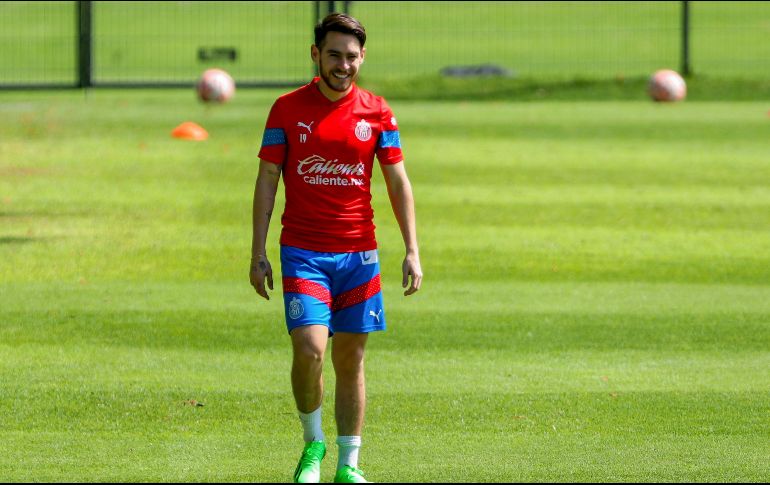 Jesús Angulo se lesionó en mayo, cuando Chivas se midió contra Pumas en el repechaje del Clausura 2022, y desde entonces el equipo no ha conseguido una nueva victoria en la Liga MX. IMAGO7