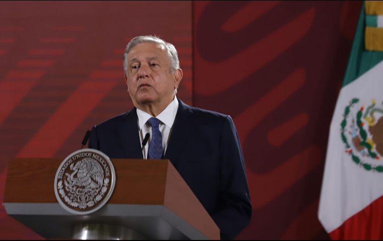 López Obrador se comprometió a seguir atendiendo a las familias hasta que se logre el rescate de los mineros. SUN/F. Rojas