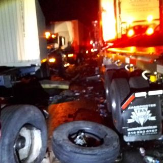 Por choque múltiple, cierran Autopista Guadalajara-Colima