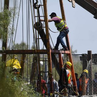 Coahuila: La Interpol emite ficha roja contra tres implicados en colapso de mina