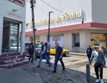 Los jaliscienses acuden a empeñar para comprar los útiles escolares. EL INFORMADOR/ J. VELAZCO