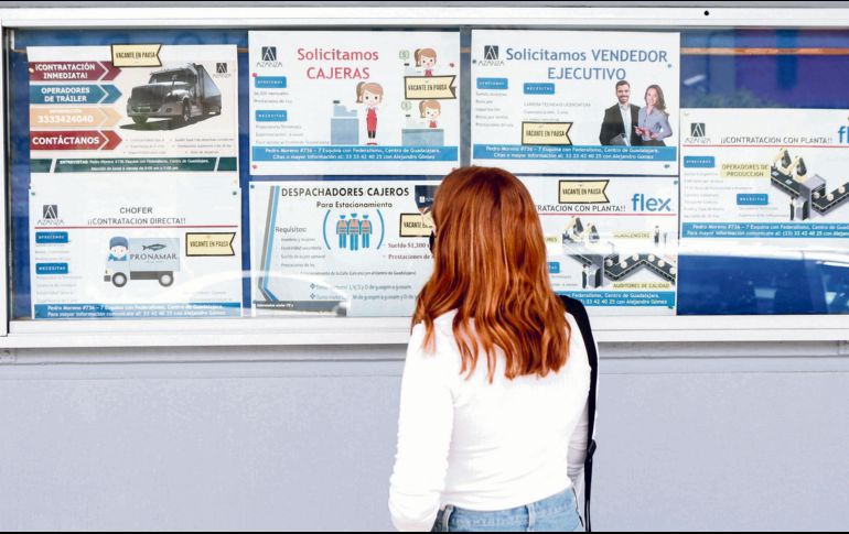 Los altos costos obligan a varios trabajadores a buscar más alternativas económicas. EL INFORMADOR/ Archivo