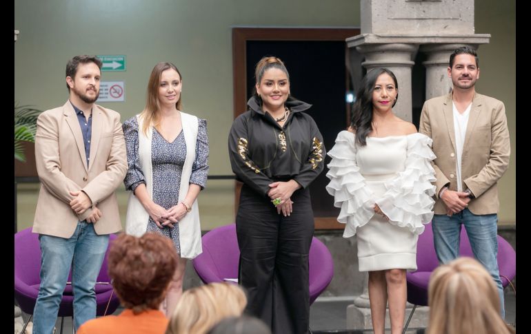 Carlos Calderón, Marcela Preciado, Paola Nájera, Mayra Hernández y Christopher de Alba. GENTE BIEN JALISCO/Jorge Soltero