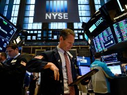 El Dow Jones cedió 0.47% a 32 mil 909.59 puntos este martes. AFP/ARCHIVO