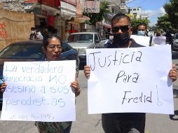 La convocatoria se ha difundido en redes sociales con los hashtag #NoSeMataLaVerdad y #NiSilencioNiOlvido. AFP/J. Guerrero