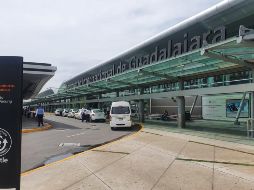 El vuelo Guadalajara-Los Ángeles registró un incendio en una de las turbinas cuando ya iba en vuelo, por lo que tuvo que regresar de emergencia al Aeropuerto tapatío. EL INFORMADOR / ARCHIVO