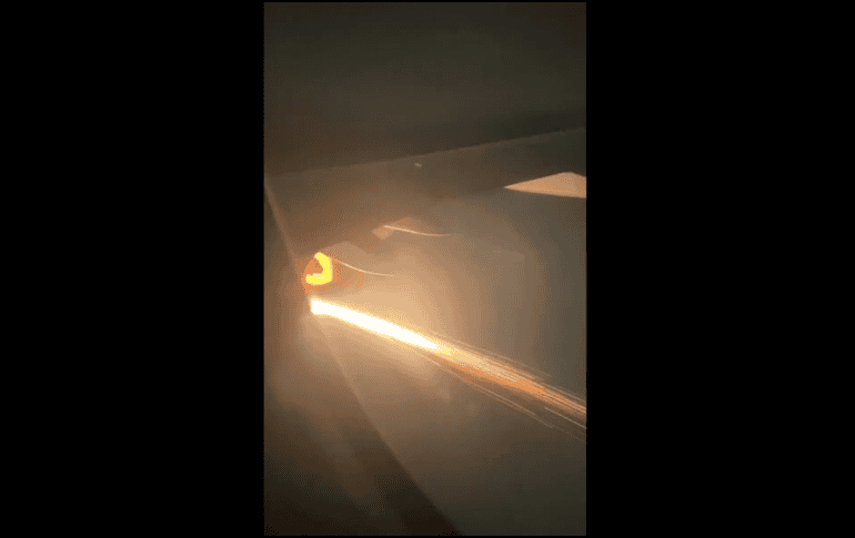 De acuerdo a Viva Aerobus, el control del avión se mantuvo en todo momento conforme a los procedimientos establecidos por el fabricante del avión. TWITTER / @kimbertothelee