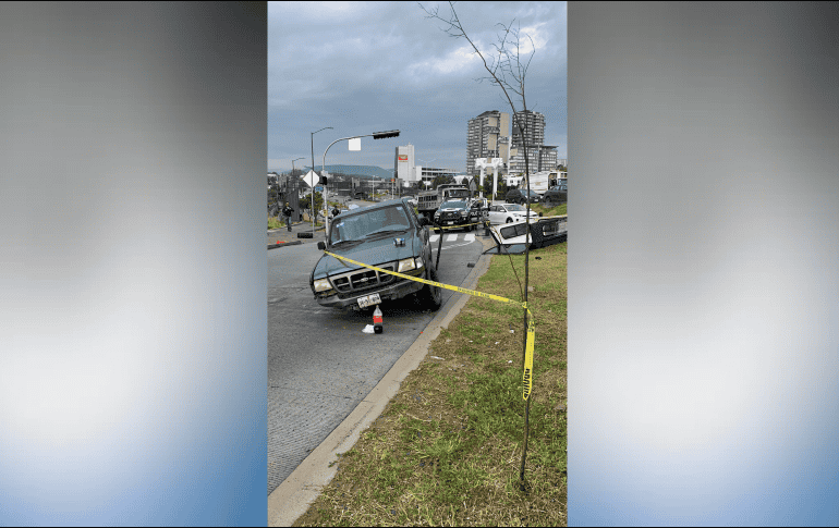La volcadura de una camioneta Ford Ranger, modelo 1994, color verde, fue reportada vía el número de emergencias 911 alrededor de las 07:30 horas de este jueves. ESPECIAL