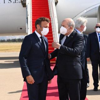 Francia: Emmanuel Macron visita Argelia para sanar heridas de la época colonial