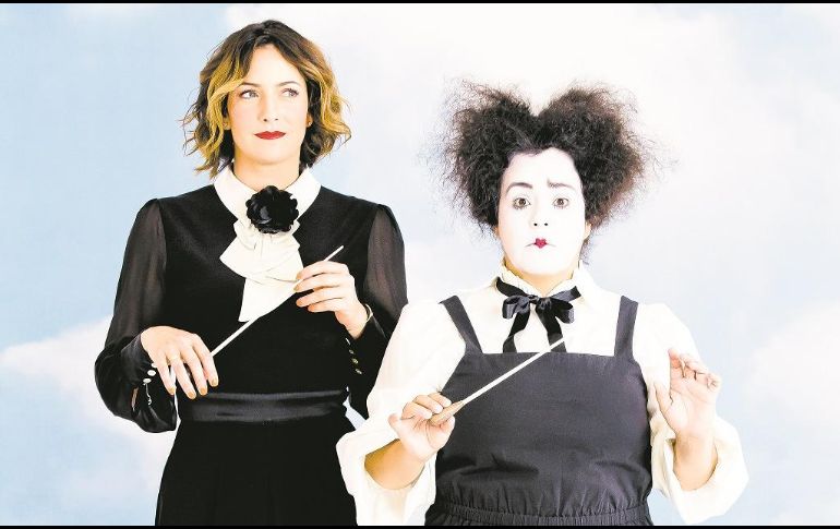 Alondra de la Parra y la artista escénica Gabriela Muñoz alistan su presentación en la sala Plácido Domingo. CORTESÍA