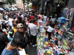 El regreso a clases puede ser una temporada difícil para los padres de familia, por lo que recurrir al empeño es una actividad regular. SUN/C. Mejía