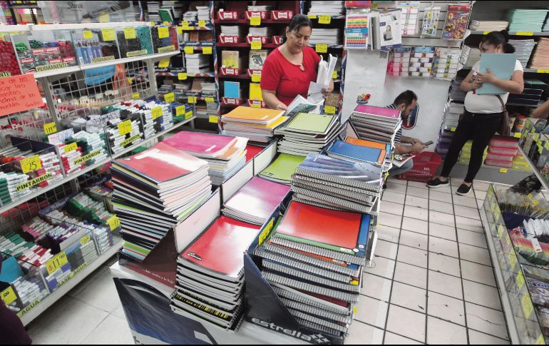 Para este regreso a clases, el Infonavit invita a sus socios a gozar de grandes beneficios y descuentos en una gran variedad de productos y servicios. EL INFORMADOR / ARCHIVO