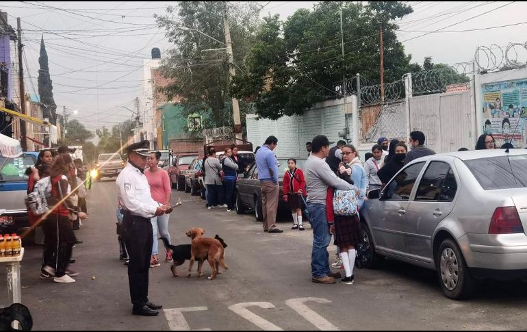 La Policía Vial hizo un llamado a la ciudadanía para que planifique con tiempo sus traslados hacia los planteles educativos. ESPECIAL /  Coordinación General de Seguridad