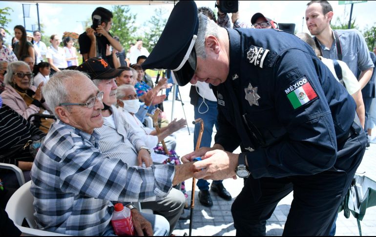 Estos aparatos brindan a sus cuidadores la tranquilidad de una pronta y segura localización por parte de las autoridades municipales, en caso de un eventual extravío. ESPECIAL