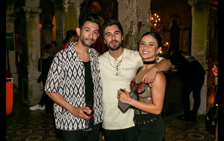 Choco Herrera, Héctor Ibarra y Frida Salcedo. GENTE BIEN JALISCO/Jorge Soltero