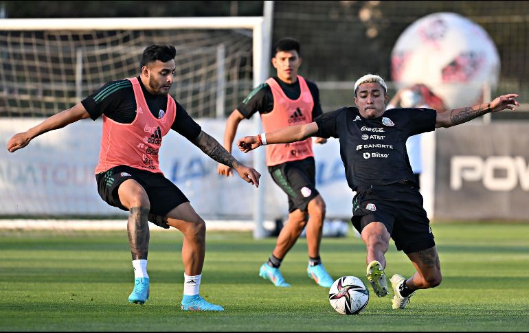 Julián Araujo se ha adueñado de la parcela derecha en el LA Galaxy y es uno de los recurrentes en las convocatorias de Gerardo 