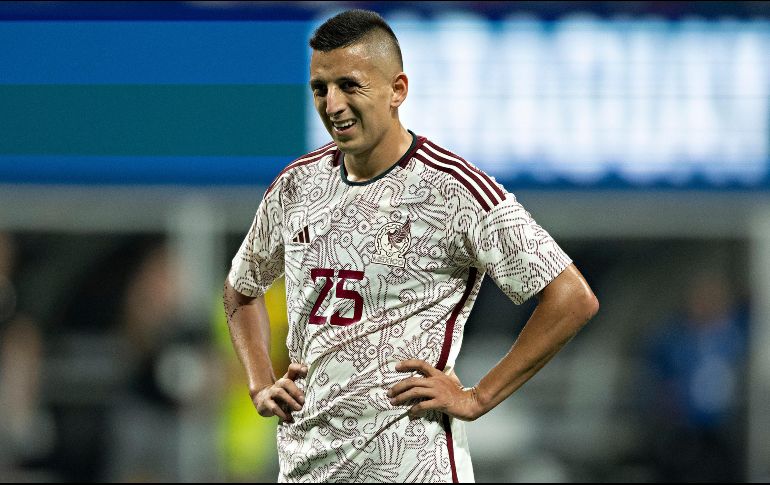 El técnico de Chivas, Ricardo Cadena, dijo extrañarse ver a dos de sus elementos jugar más de lo establecido. IMAGO7