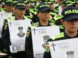 Ocho elementos de la policía de Colombia fueron asesinados en la zona de Huila. Foto: Mauricio Moreno/ @mauriciomorenofoto