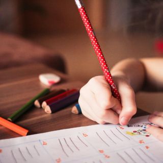 Escuela de Estados Unidos legaliza castigar a sus alumnos con nalgadas