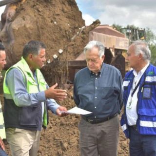Mineros Coahuila: A un mes del colapso, Manuel Bartlett visita la mina "El Pinabete"