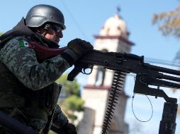 López Obrador reitera que la Guardia Nacional debe de ser una rama más de la Secretaría de la Defensa Nacional (Sedena) y debe de tener un mando militar. EFE / ARCHIVO