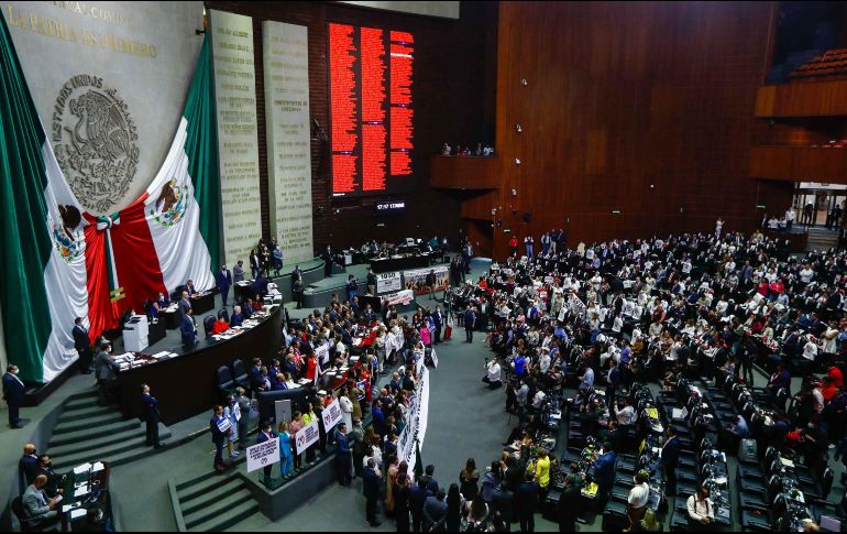 Va por México, alianza conformada por PRI, PAN y PRD, fue creada para contrarestar a Morena y sus aliados en el Congreso. SUN / ARCHIVO