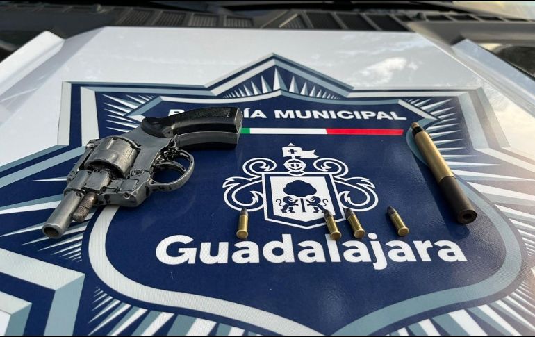 Los elementos de la Policía de Guadalajara los detuvo en la colonia La Esperanza. ESPECIAL / Policía de Guadalajara
