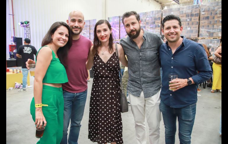 Sofía gasque, Gonzalo Díaz Báez, Paulina Camarena, Carlos Rodríguez y Rubén Rodas. GENTE BIEN JALISCO/Antonio Martínez