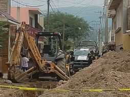 En el lugar los trabajadores señalaron que la tierra se aflojó y que eso podría estar relacionado con las precipitaciones que se han presentado en los últimos días. Foto: Azteca Bajío