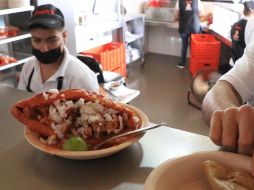 Serán más de 10 mil tortas ahogadas las que regalarán en Guadalajara este sábado 10 de septiembre. ESPECIAL