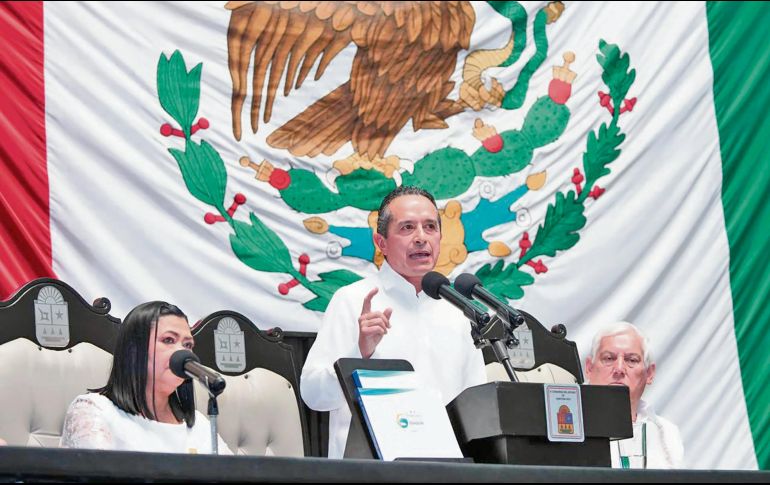 Carlos Joaquín González dejará el cargo el próximo 25 de septiembre. ESPECIAL