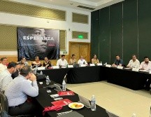 Este sábado, en Puerto Vallarta, los diputados se reunieron para discutir el marco de un acuerdo para un Plan Estatal en el que los morenistas proponen reglas y presupuestos bajo programas sociales para todos. ESPECIAL