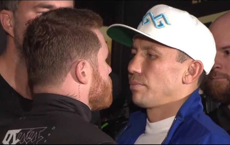 El tenso momento da inicio al tercer combate que sostendrán el próximo sábado en Las Vegas. ESPECIAL