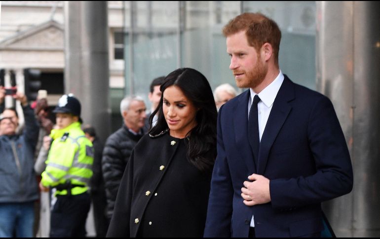 La pareja decidió anunciar públicamente su separación con la familia real, buscando hacer su vida propia y su independencia financiera. EFE / ARCHIVO