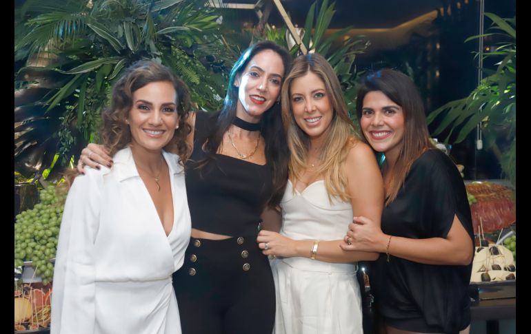 Karla Saenz, Susana González, Gaby Castillo y Waleska Machado. GENTE BIEN JALISCO/Claudio Jimeno