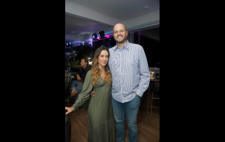 Jorge De Anda y Ale Castillo. GENTE BIEN JALISCO/Claudio Jimeno